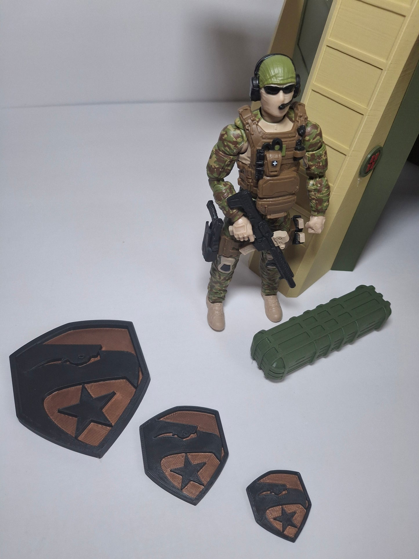 Military Outpost GI Joe 1/12 scale for action figure photography GI Joe Classified Cosmic Legions Valaverse Star Wars Monster Force Marvel Legends Mezco olive khaki