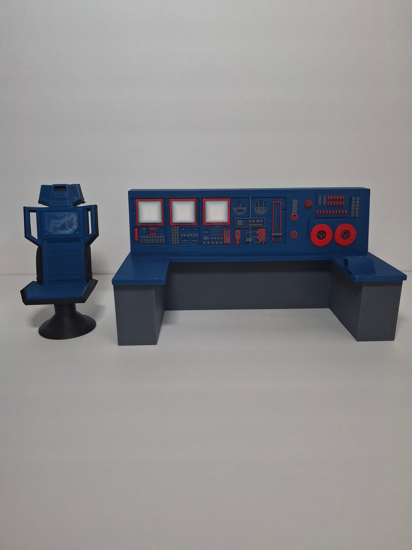 Computer Console 1/12 scale for action figure photography GI Joe Classified Cosmic Legions Valaverse Star Wars Monster Force Marvel Legends Mezco Cobra Blue