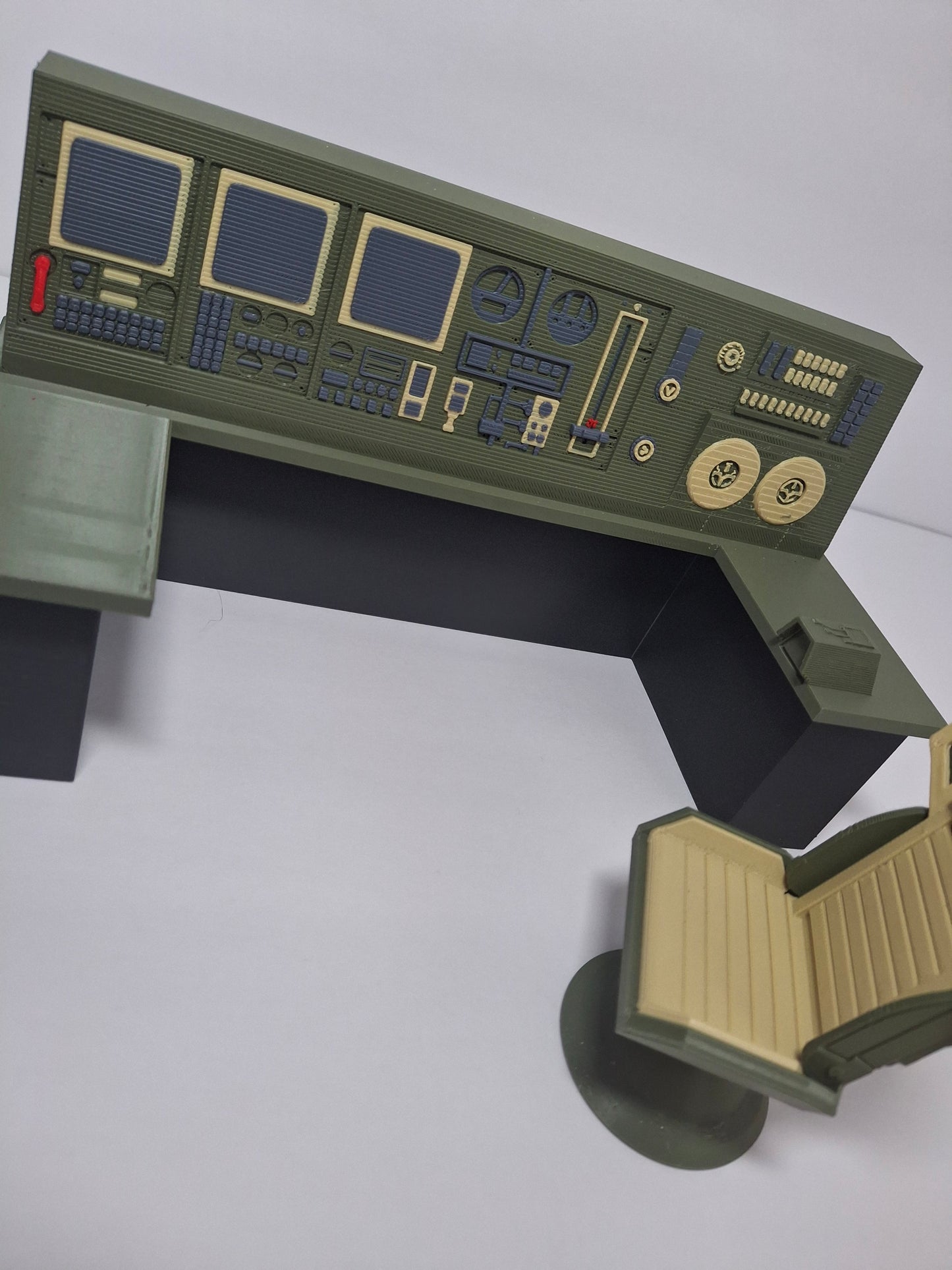 Computer Console 1/12 scale for action figure photography GI Joe Classified Cosmic Legions Valaverse Star Wars Monster Force Marvel Legends Mezco Olive Khaki